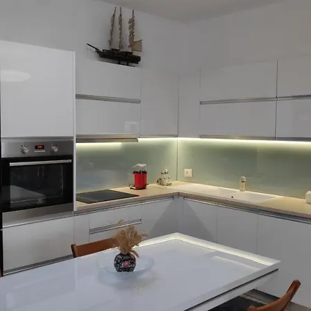 Apartmán Sea View In Balcony Free Parking Vlorë