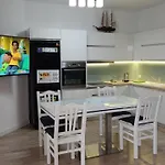 아파트 Sea View Apartment In Vlora Balcony Free Parking *